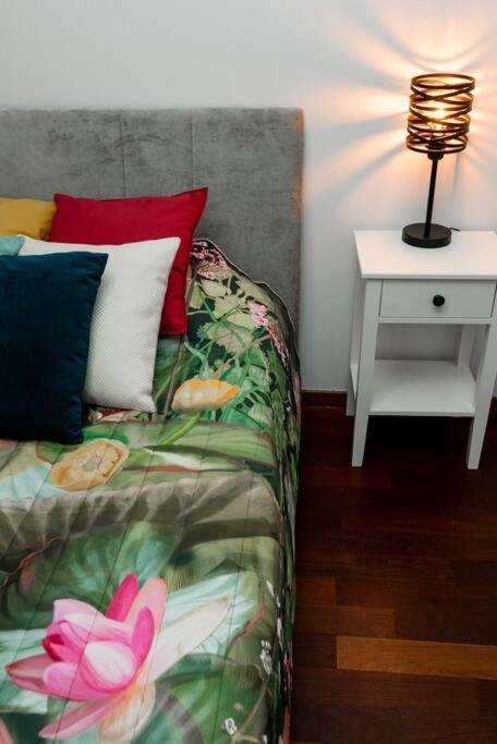Stunning Apartment. Garage. Security. Mokotow Area Apartamento Varsovia