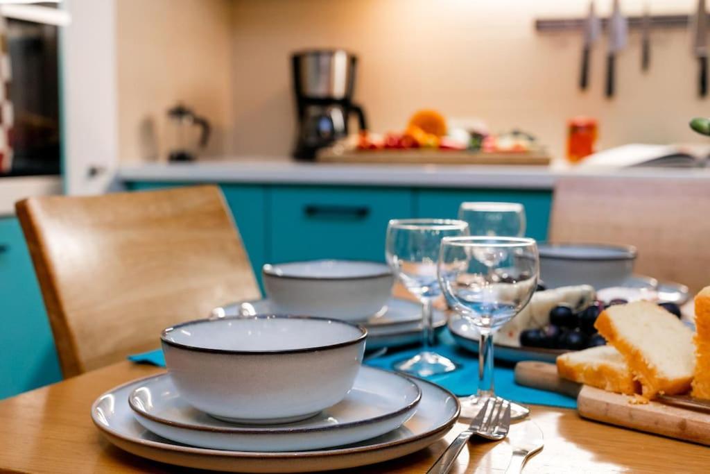 Apartamento Stunning Apartment. Garage. Security. Mokotow Area *