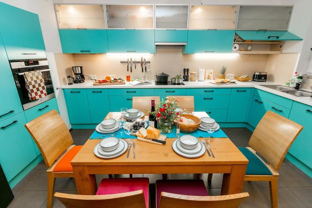 Apartment Stunning Apartment. Garage. Security. Mokotow Area Warsaw