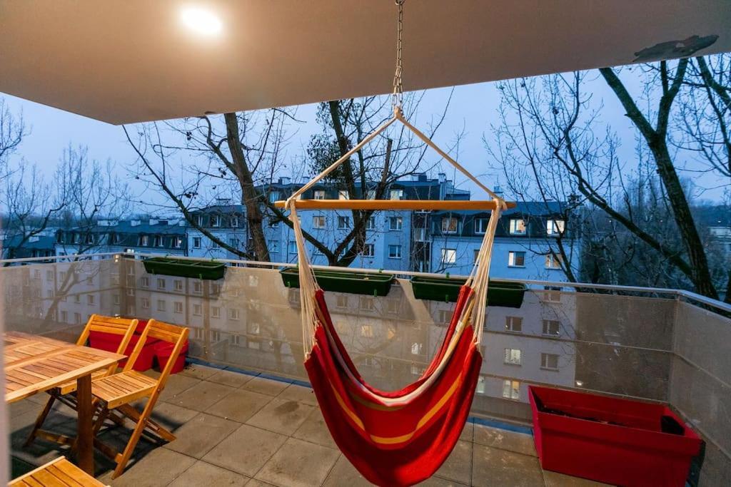 Stunning Apartment. Garage. Security. Mokotow Area * Varsovia
