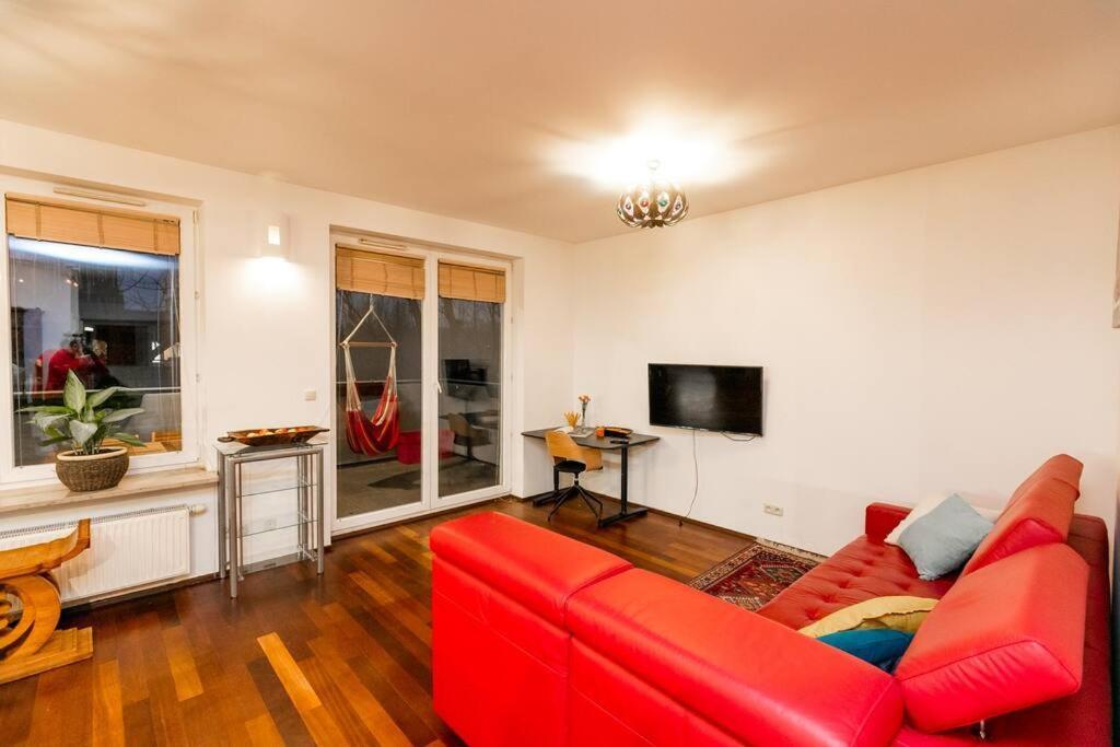 Stunning Apartment. Garage. Security. Mokotow Area Varšava