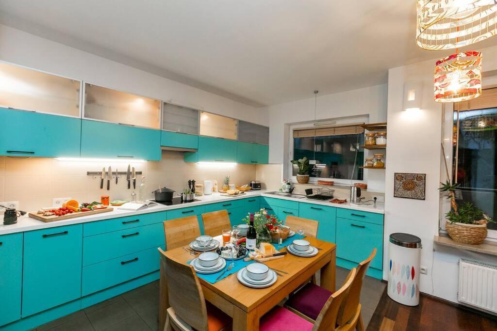 Apartmán Stunning Apartment. Garage. Security. Mokotow Area *